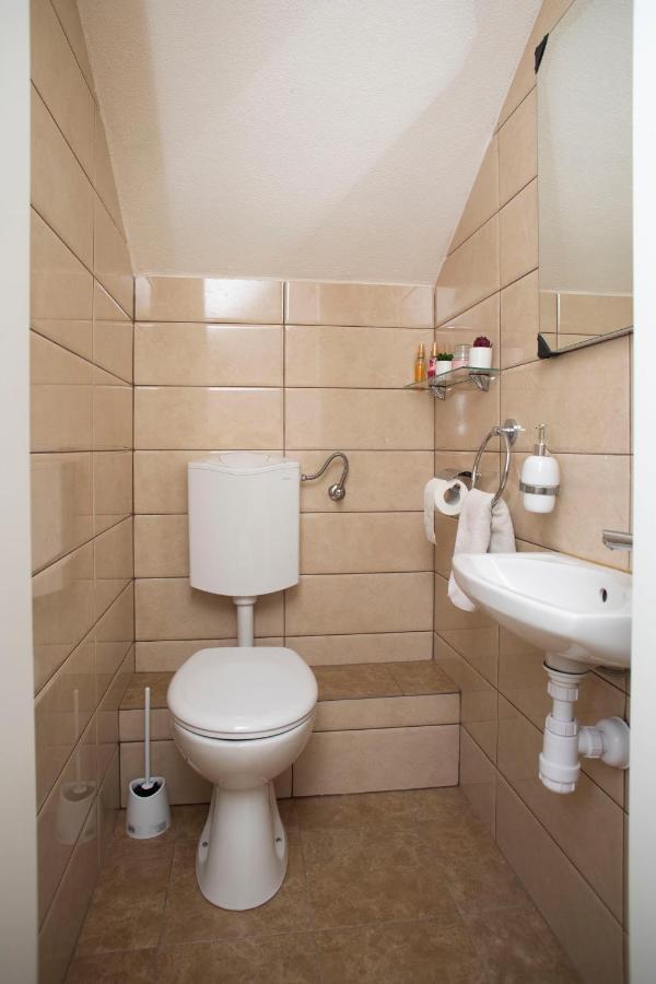 פוצ'ישצ'ה Opg Villa Meri מראה חיצוני תמונה