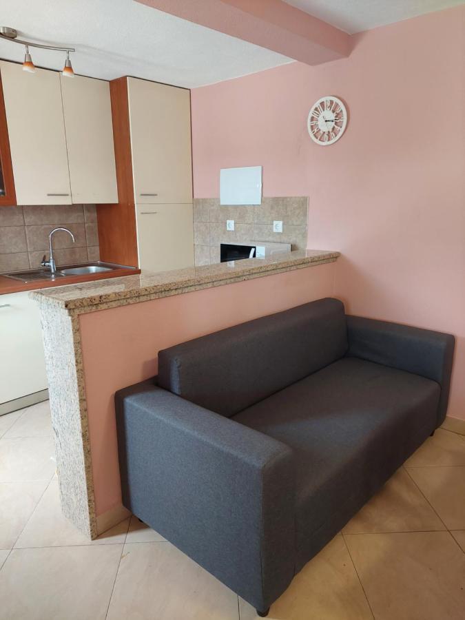 פוצ'ישצ'ה Opg Villa Meri מראה חיצוני תמונה